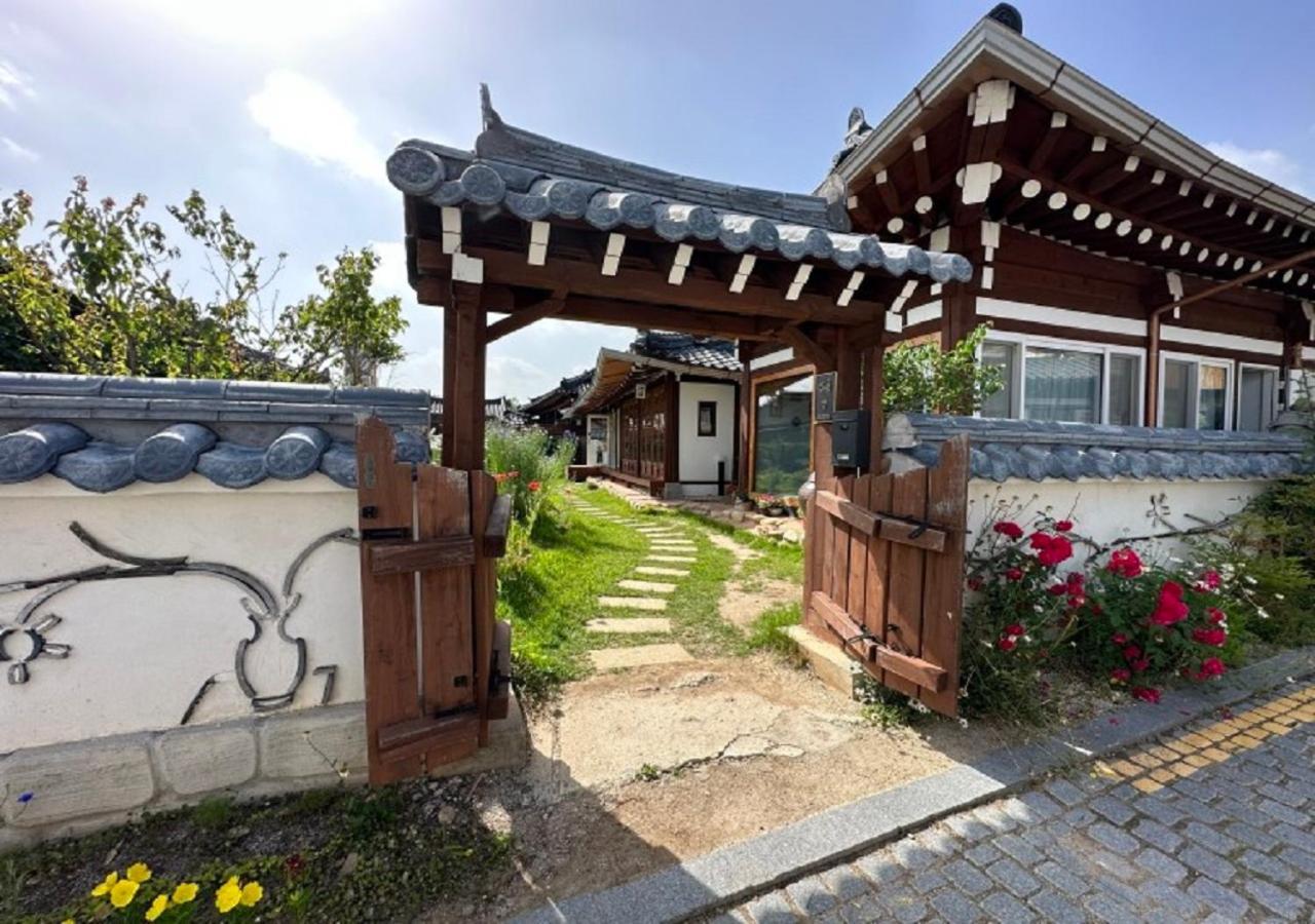 Jahayeon Hanokstay Jeonju Exterior photo