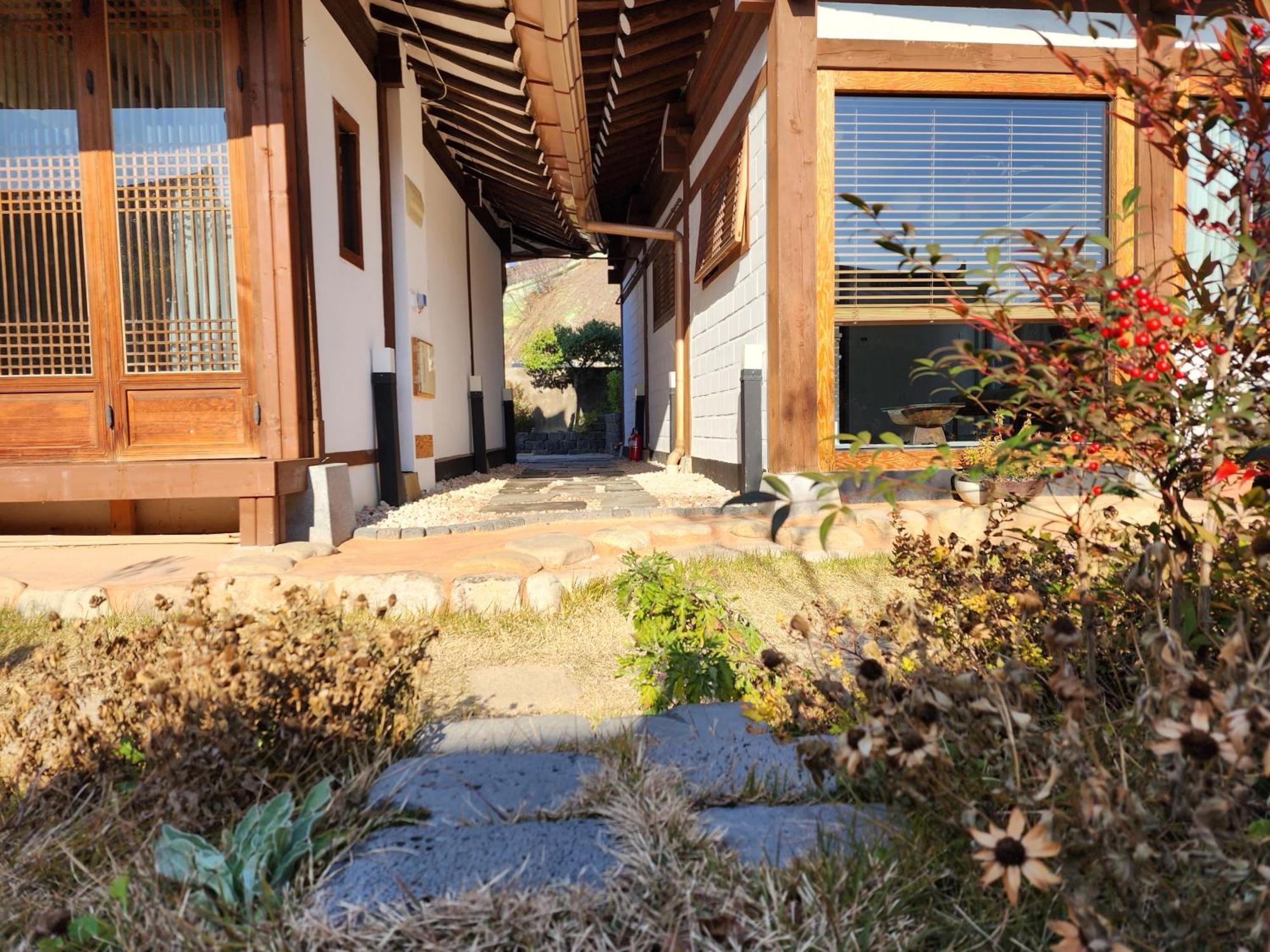 Jahayeon Hanokstay Jeonju Exterior photo